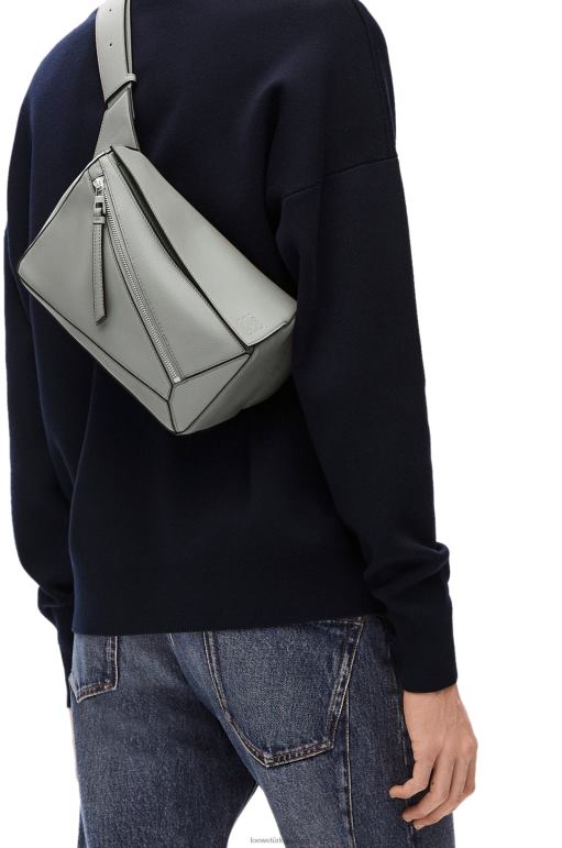 Loewe klasik dana derisinden küçük yapboz çanta 02600565 erkekler asfalt grisi