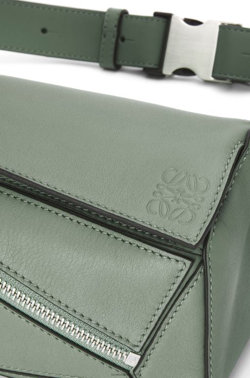 Loewe klasik dana derisinden mini puzzle bumbag 02600298 erkekler kara adaçayı