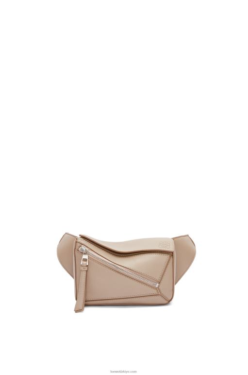 Loewe klasik dana derisinden mini puzzle bumbag 02600548 erkekler kum