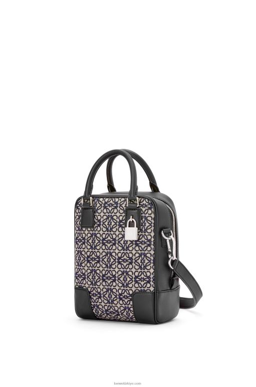 Loewe anagram jakarlı ve dana derisinde amazona 15 02600144 erkekler lacivert/siyah