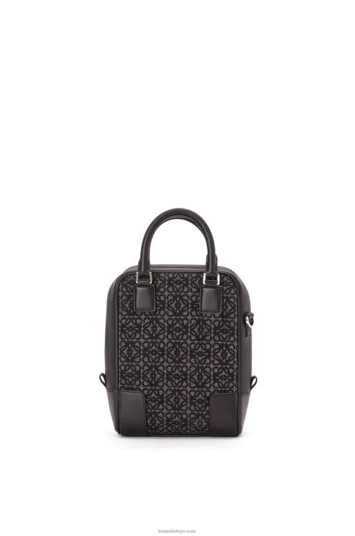 Loewe anagram jakarlı ve dana derisinde amazona 15 02600147 erkekler antrasit/siyah