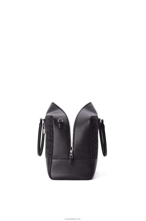 Loewe anagram jakarlı ve dana derisinden amazona 44 çanta 02600148 erkekler antrasit/siyah