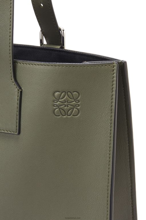 Loewe klasik dana derisinden tokalı yatay tote 02600180 erkekler haki yeşil