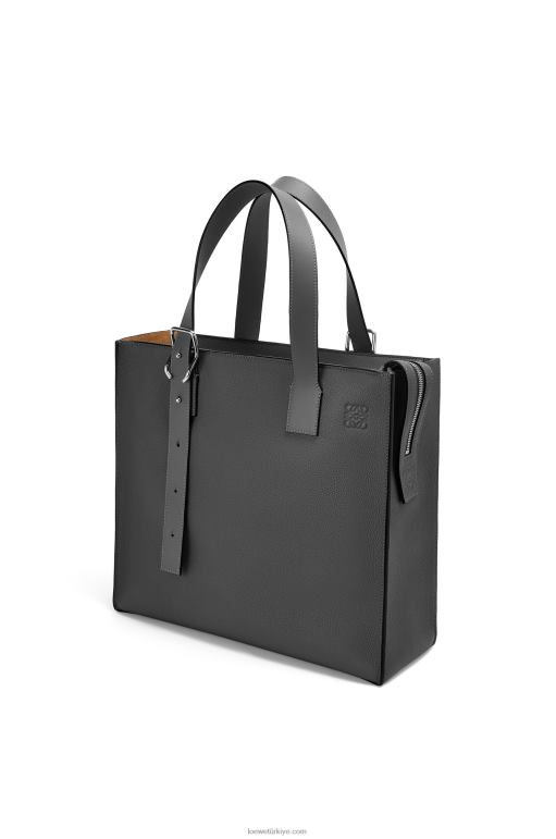 Loewe yumuşak damarlı dana derisinden tokalı fermuarlı tote 02600179 erkekler siyah