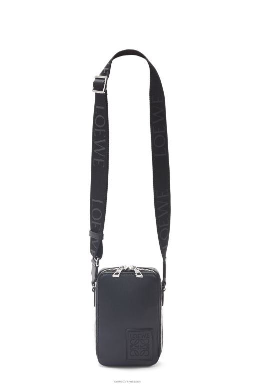 Loewe saten dana derisinden dikey çapraz cep 02600613 erkekler siyah