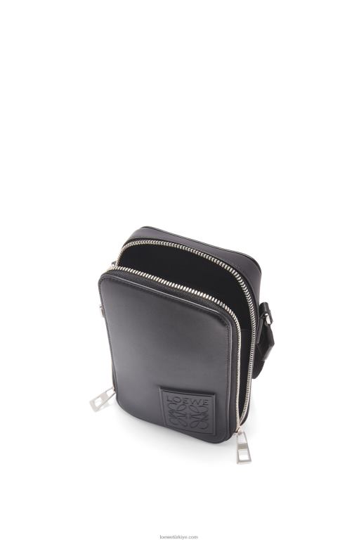 Loewe saten dana derisinden dikey çapraz cep 02600613 erkekler siyah