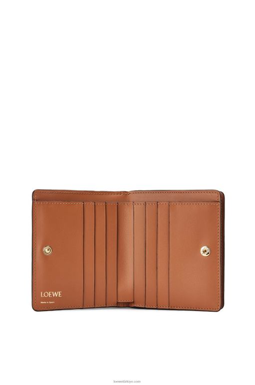 Loewe Kabartmalı ipek dana derisinden yinelenen kompakt fermuarlı cüzdan 026001281 kadınlar bronzlaşmak