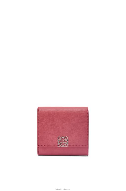 Loewe çakıl taneli dana derisinde anagram kompakt kapaklı cüzdan 026001239 kadınlar erik gülü