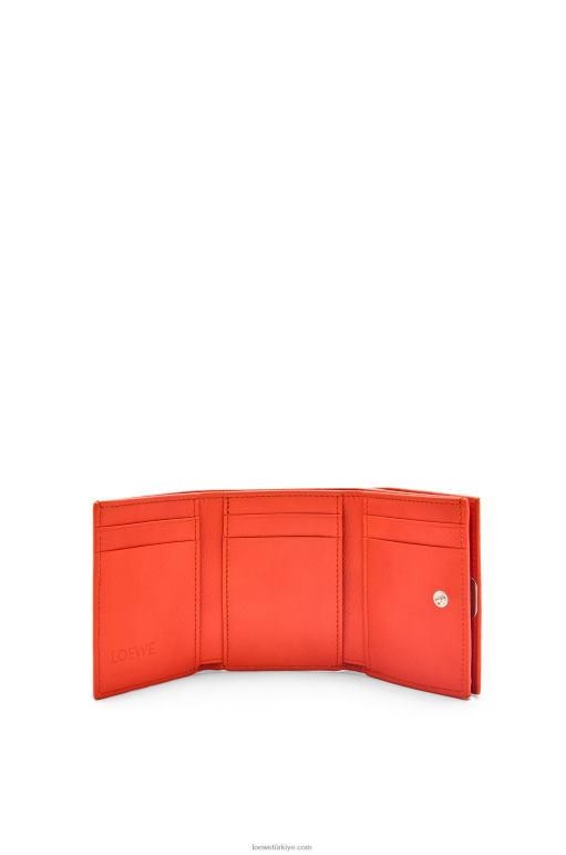 Loewe çakıl taneli dana derisinden anagram üç katlı cüzdan 026001204 kadınlar gündoğumu turuncu