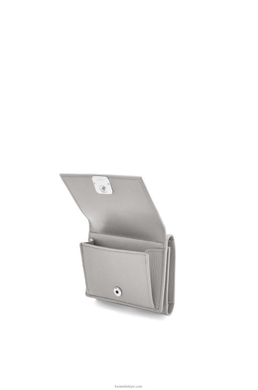 Loewe çakıl taneli dana derisinden anagram üç katlı cüzdan 026001206 kadınlar inci grisi