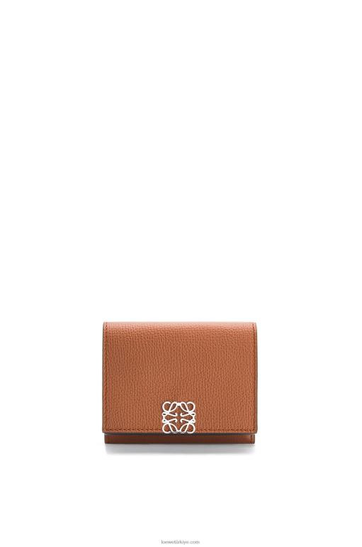 Loewe çakıl taneli dana derisinden anagram üç katlı cüzdan 026001230 kadınlar bronzlaşmak