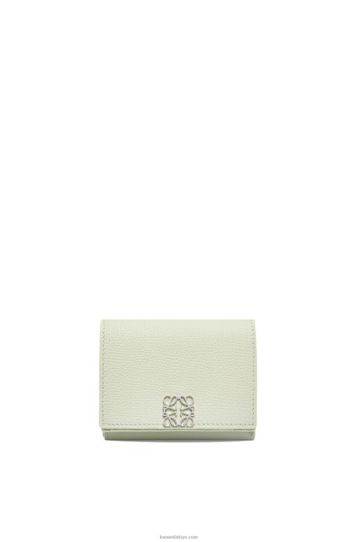 Loewe çakıl taneli dana derisinden anagram üç katlı cüzdan 026001232 kadınlar hafif seladonlar