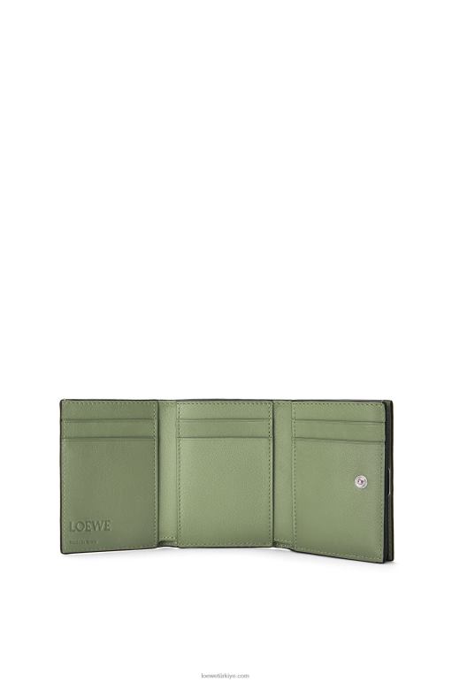 Loewe çakıl taneli dana derisinden anagram üç katlı cüzdan 026001247 kadınlar biberiye