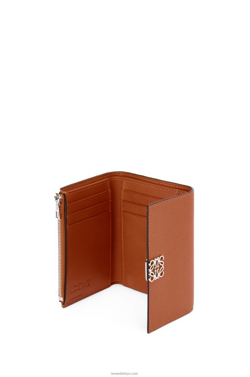 Loewe anagram çakıl taneli dana derisinden küçük dikey cüzdan 026001231 kadınlar bronzlaşmak