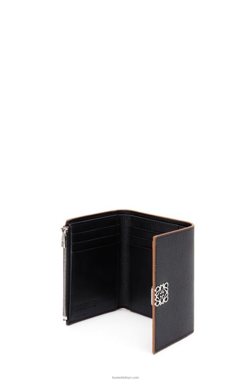 Loewe anagram çakıl taneli dana derisinden küçük dikey cüzdan 026001246 kadınlar siyah