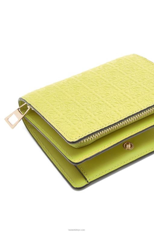 Loewe kabartmalı ipek dana derisinden kompakt fermuarlı cüzdan 026001312 kadınlar limon sarısı