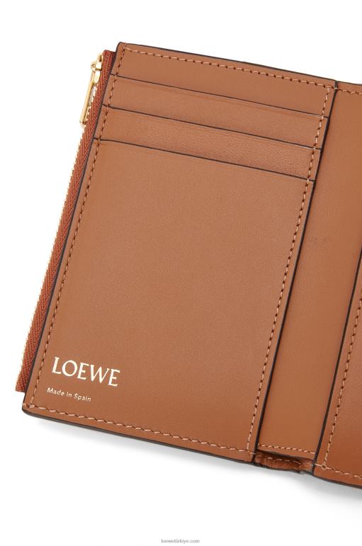 Loewe kabartmalı ipek dana derisinden tekrarlanan küçük dikey cüzdan 026001280 kadınlar bronzlaşmak