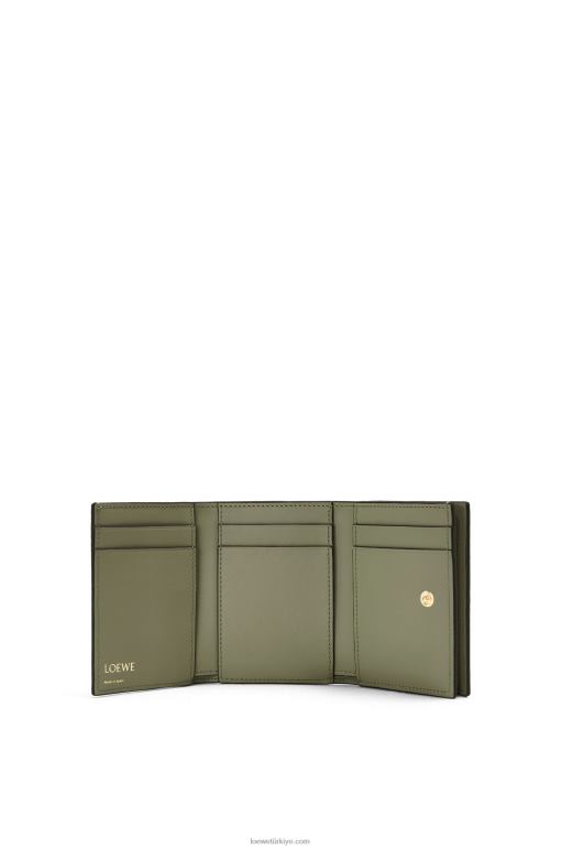 Loewe kabartmalı ipek dana derisinden tekrarlayan üç katlı cüzdan 026001277 kadınlar avokado yeşili