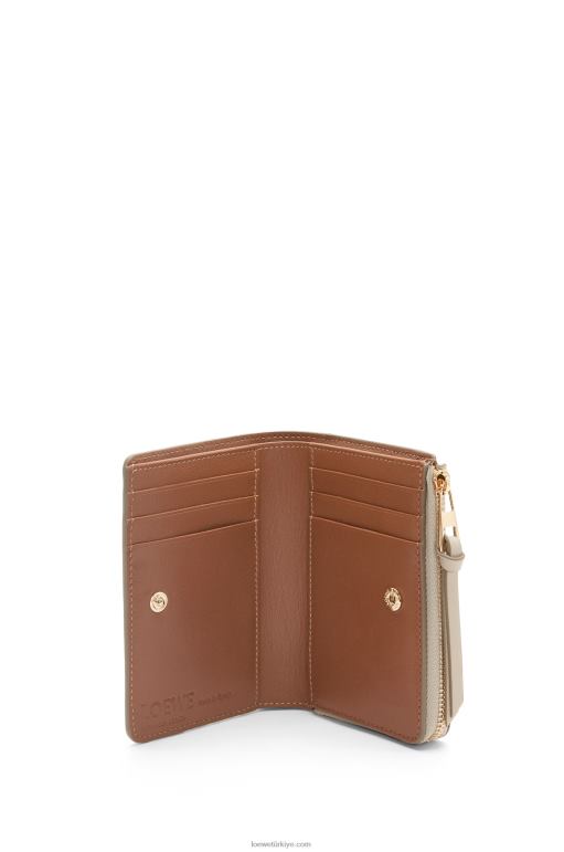 Loewe klasik dana derisinden balık ince fermuarlı cüzdan 026001302 kadınlar hafif yulaf