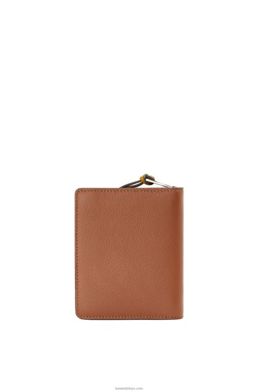 Loewe klasik dana derisinden marka kompakt fermuarlı cüzdan 026001301 kadınlar ten rengi/koyu sarı