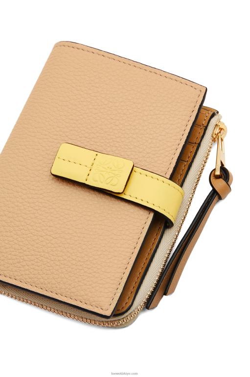 Loewe yumuşak damarlı dana derisinden ince fermuarlı ikiye katlanmış cüzdan 026001265 kadınlar tereyağı/soluk limon