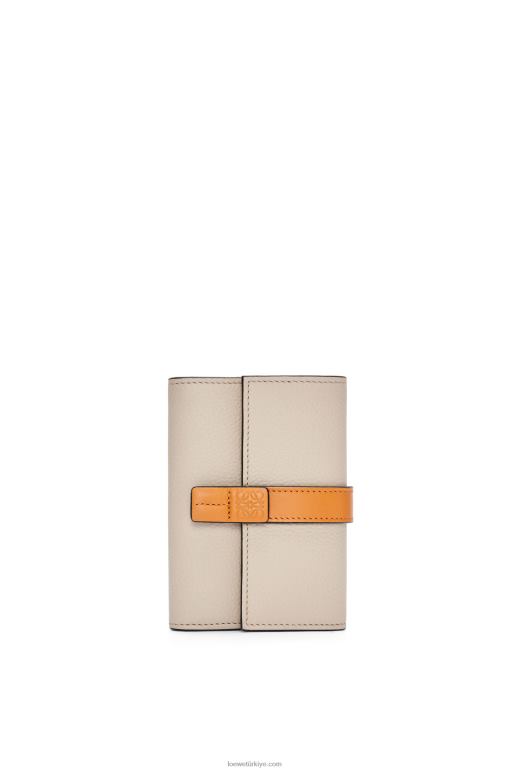 Loewe yumuşak damarlı dana derisinden küçük dikey cüzdan 026001221 kadınlar hafif yulaf/bal