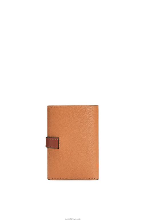 Loewe yumuşak damarlı dana derisinden küçük dikey cüzdan 026001256 kadınlar hafif karamel/ceviz