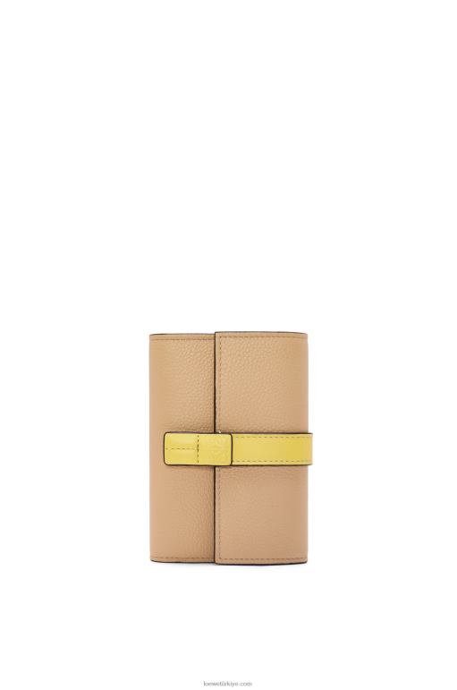 Loewe yumuşak damarlı dana derisinden küçük dikey cüzdan 026001286 kadınlar tereyağı/soluk limon