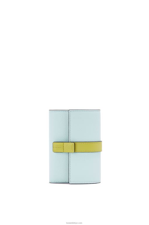 Loewe yumuşak damarlı dana derisinden küçük dikey cüzdan 026001309 kadınlar kristal mavisi/kireç sarısı