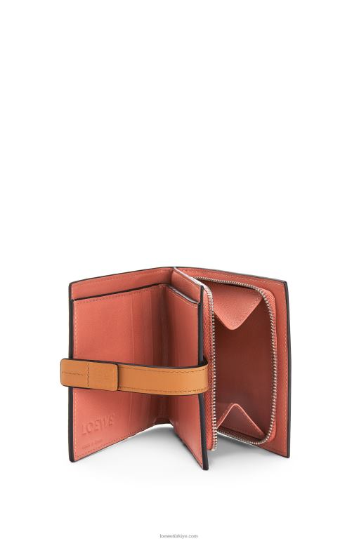 Loewe yumuşak taneli dana derisinden kompakt fermuarlı cüzdan 026001222 kadınlar hafif yulaf/bal