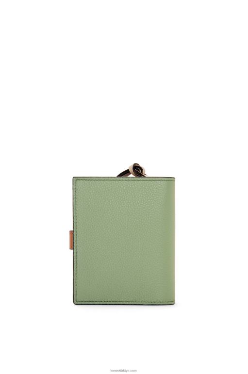 Loewe yumuşak taneli dana derisinden kompakt fermuarlı cüzdan 026001226 kadınlar biberiye/tan