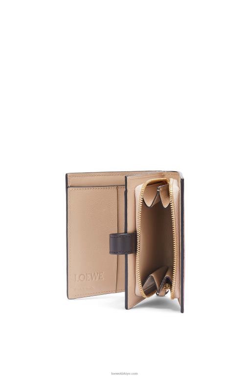 Loewe yumuşak taneli dana derisinden kompakt fermuarlı cüzdan 026001244 kadınlar erik/çikolata