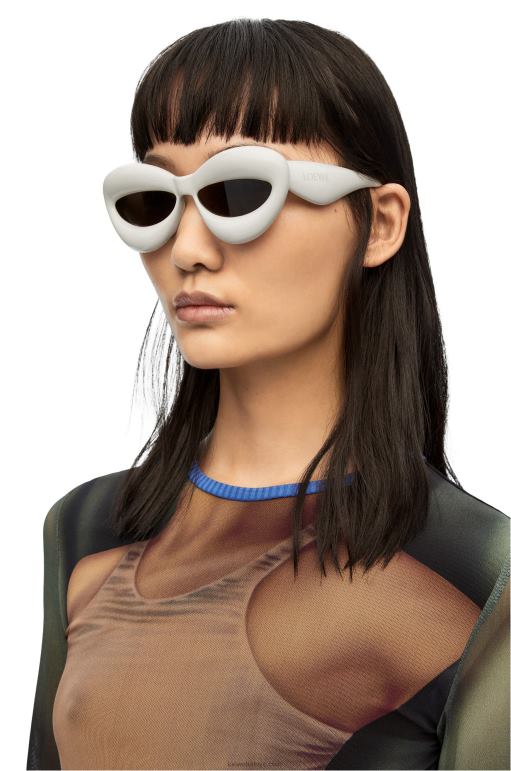 Loewe naylondan şişirilmiş cateye güneş gözlüğü 026001424 kadınlar gri
