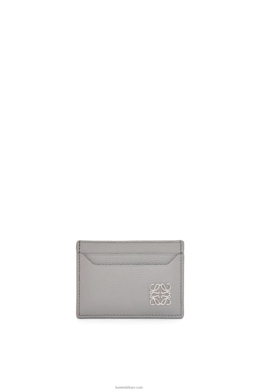 Loewe çakıl taneli dana derisinde anagram düz kartlık 026001322 kadınlar inci grisi