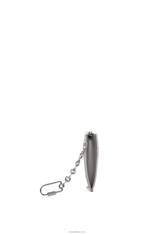 Loewe çakıl taneli dana derisinde anagram kare anahtar kart sahibi 026001321 kadınlar inci grisi