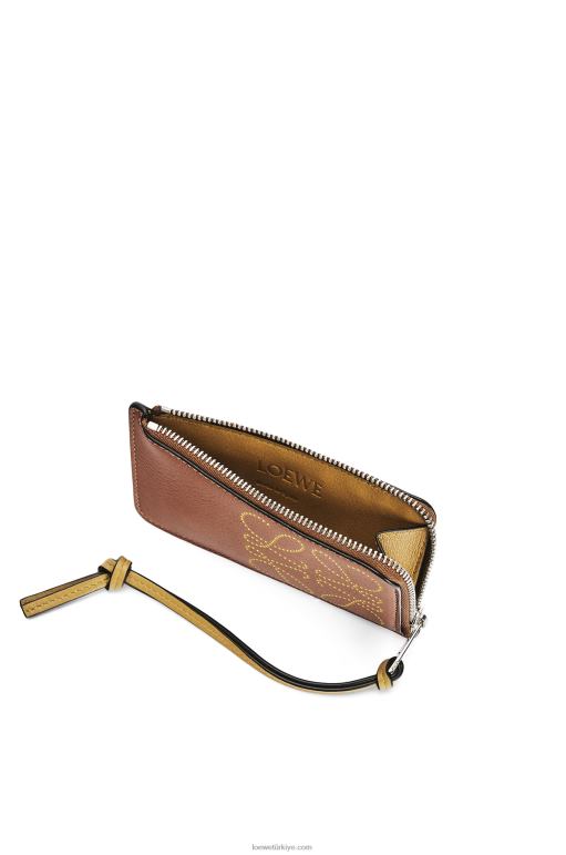 Loewe klasik dana derisinde marka jetonlu kartlık 026001418 kadınlar ten rengi/koyu sarı