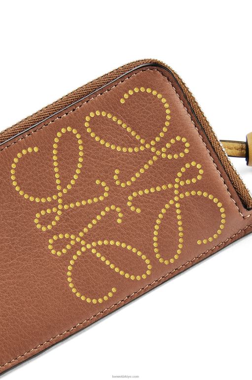 Loewe klasik dana derisinde marka jetonlu kartlık 026001418 kadınlar ten rengi/koyu sarı