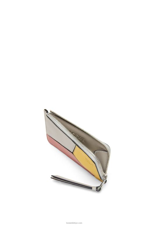 Loewe klasik dana derisinden yapboz jetonlu kartlık 026001370 kadınlar hayalet/şeftali çiçeği