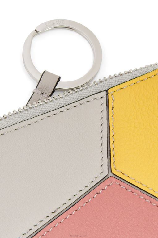 Loewe klasik dana derisinden yapboz jetonlu kartlık 026001370 kadınlar hayalet/şeftali çiçeği