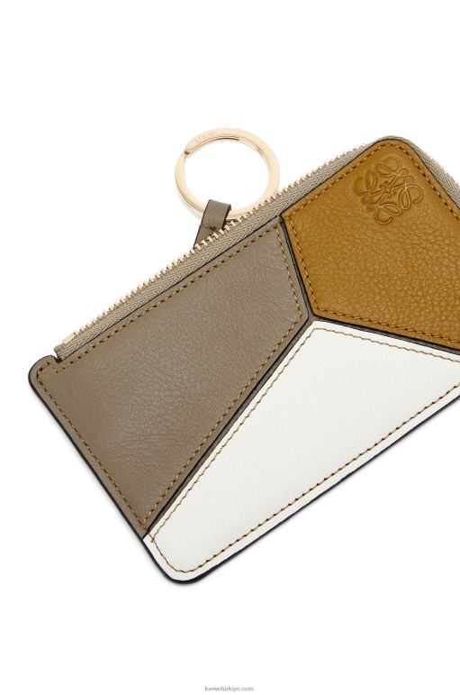 Loewe klasik dana derisinden yapboz jetonlu kartlık 026001406 kadınlar koyu sarı/defne yeşili