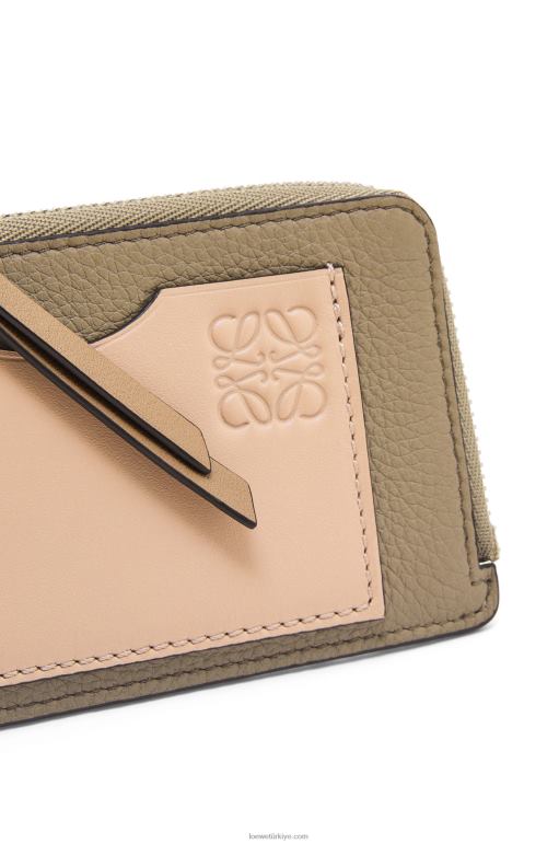 Loewe yumuşak damarlı dana derisinden jetonlu kartlık 026001344 kadınlar enginar yeşili/tozlu bej