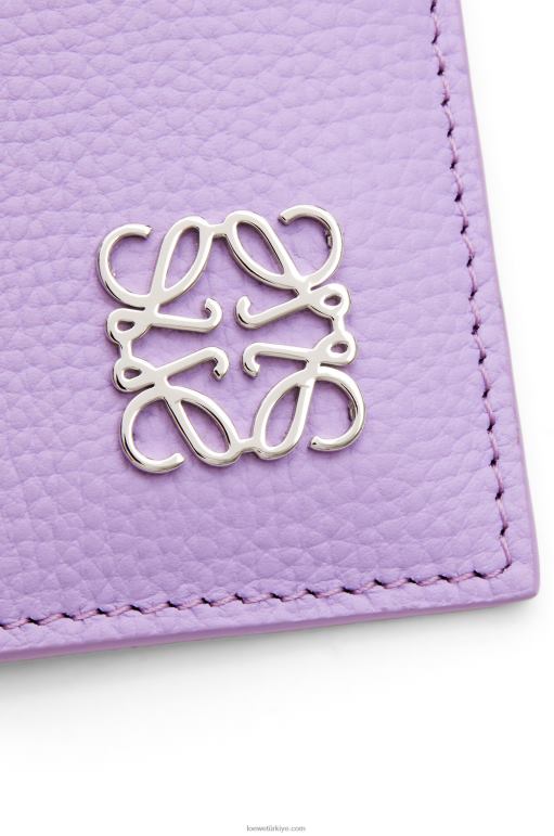 Loewe zincirli çakıl taneli dana derisinden anagram kare kartlık 026001323 kadınlar açık leylak rengi
