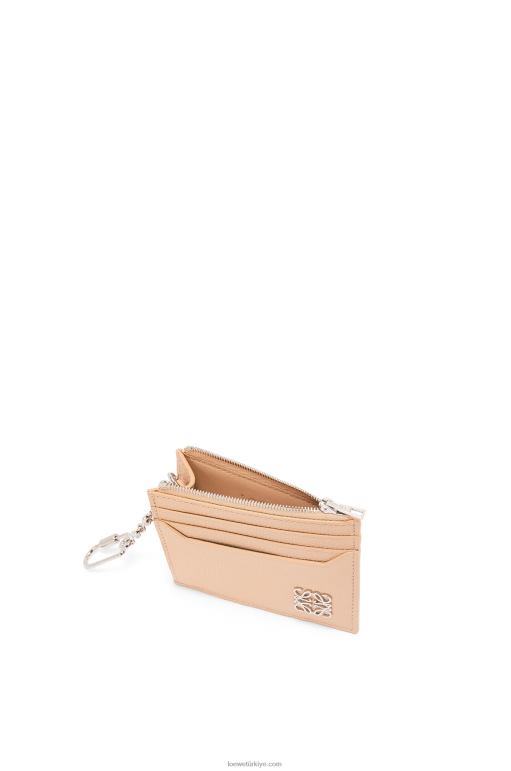 Loewe zincirli çakıl taneli dana derisinden anagram kare kartlık 026001368 kadınlar çıplak