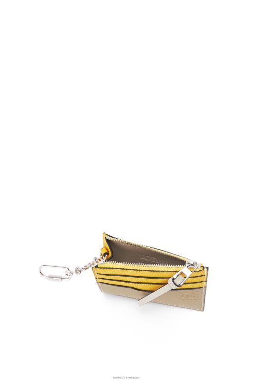 Loewe zincirli yumuşak damarlı dana derisinden kare kartlık 026001383 kadınlar sarı/kil yeşili