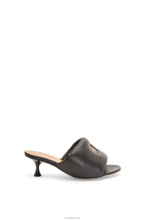 Loewe anagram kuzu postu yastıklı katır 02600755 kadınlar siyah