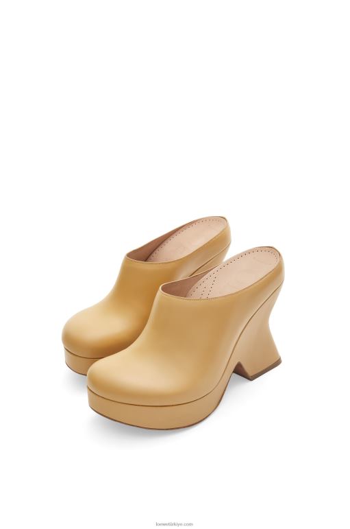 Loewe dana derisinde terra kama takunya 02600745 kadınlar orta kapatıcı