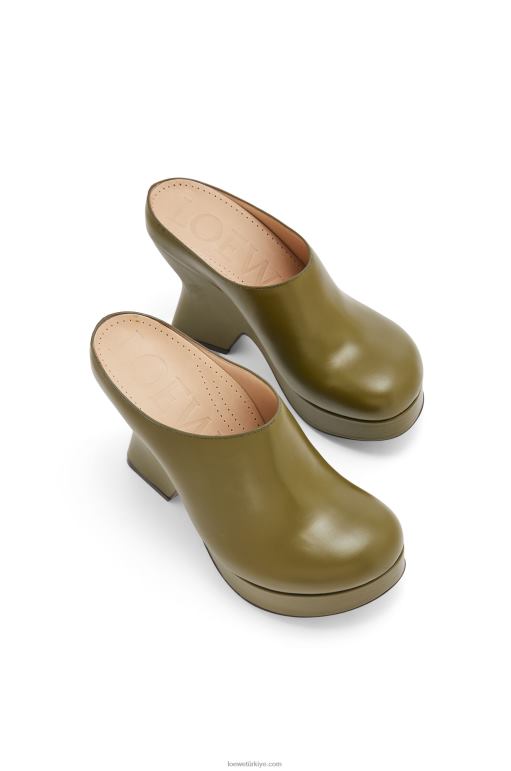 Loewe dana derisinde terra kama takunya 02600746 kadınlar zeytin