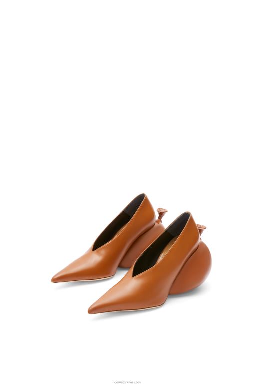 Loewe dana derisinden balon pompası 02600761 kadınlar bronzlaşmak