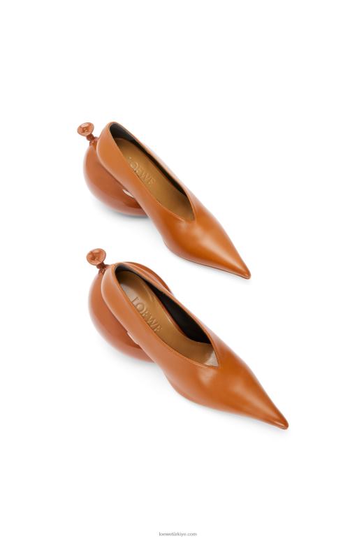 Loewe dana derisinden balon pompası 02600761 kadınlar bronzlaşmak