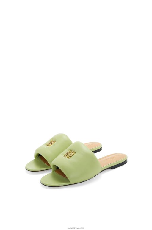 Loewe kuzu derisinden anagram yastıklı kaydırak 02600686 kadınlar soluk yeşil